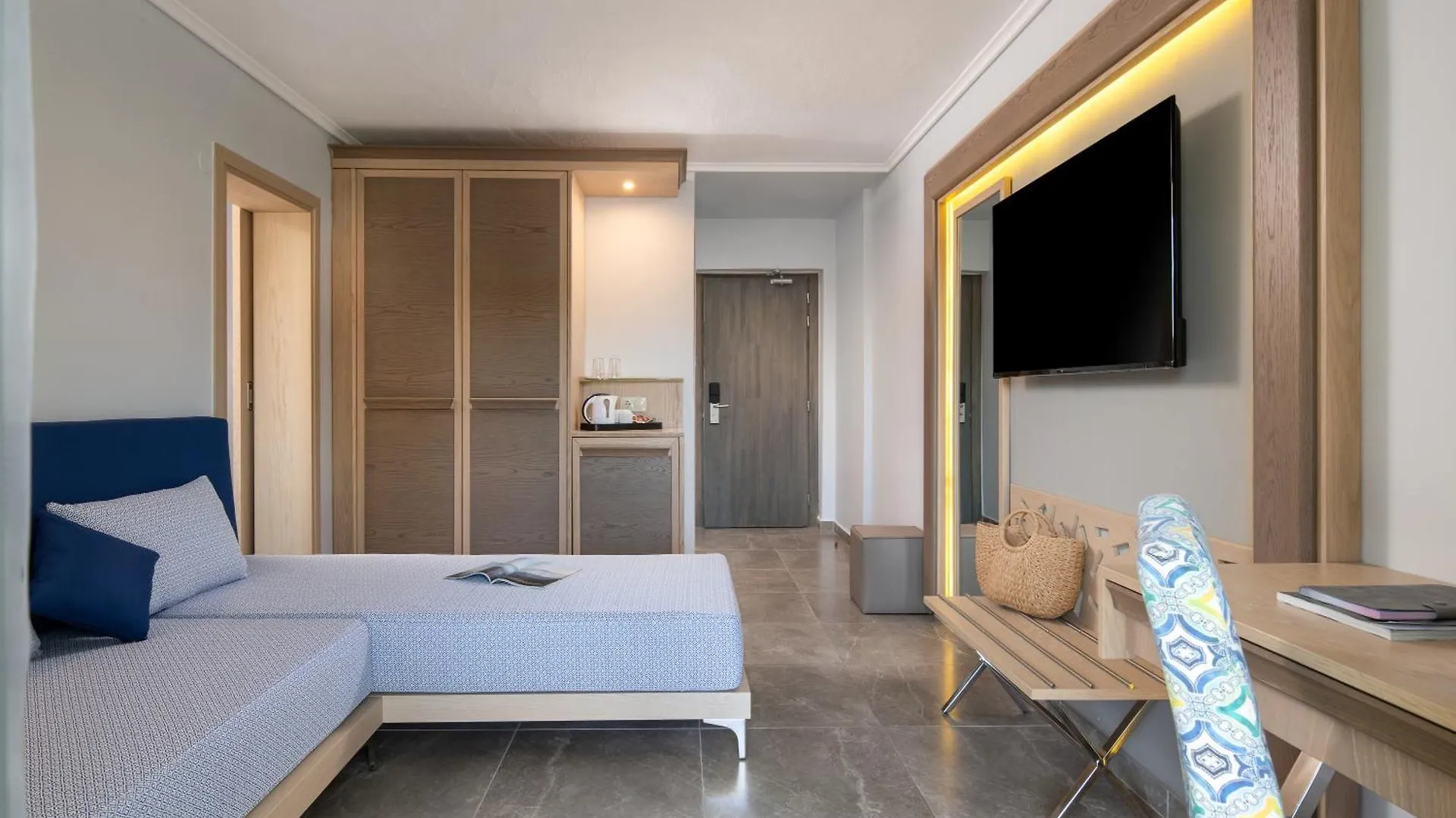 Philoxenia Hotel Psakoudia 4*,