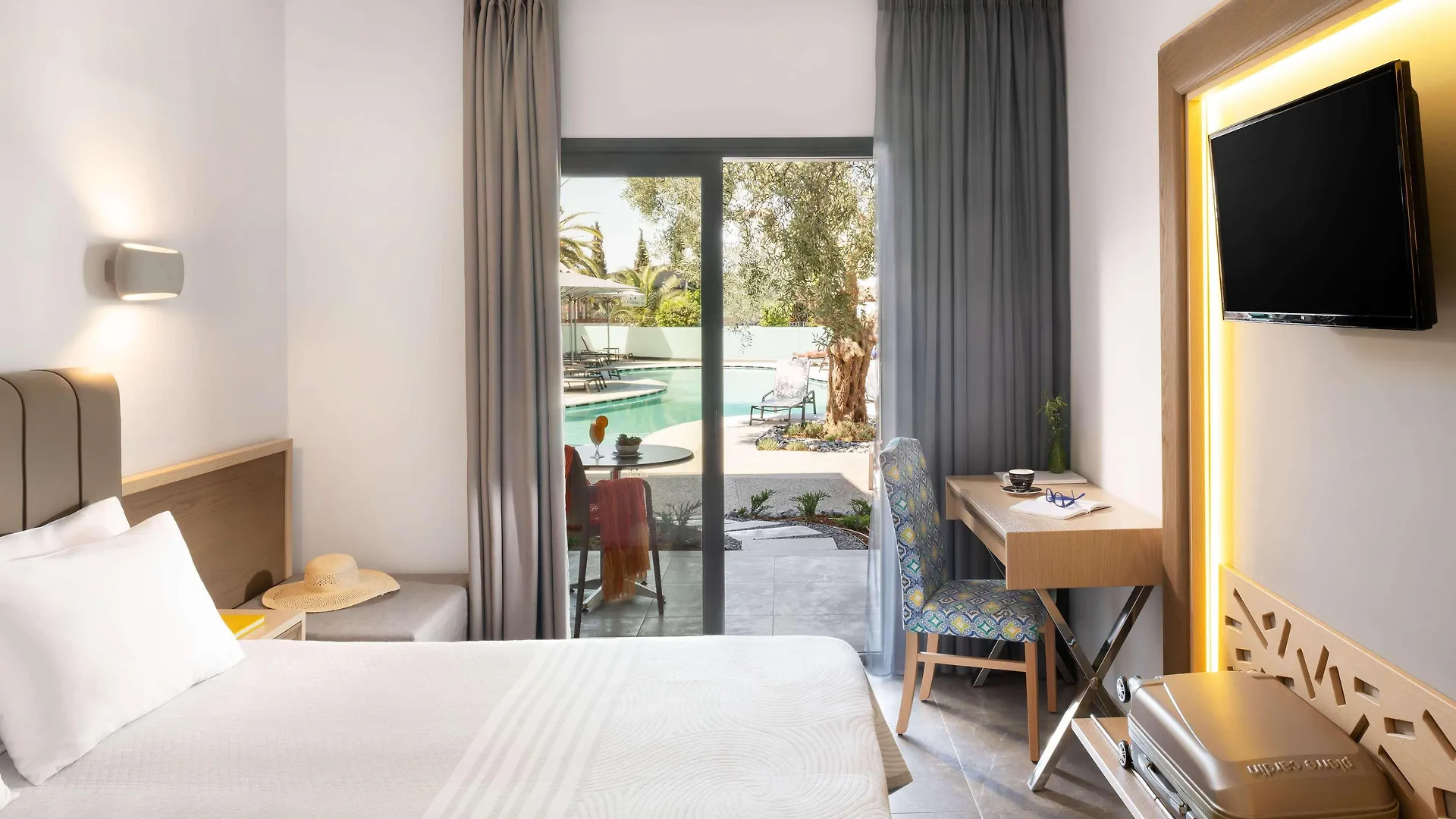 **** Resort Philoxenia Hotel Psakoudia Greece